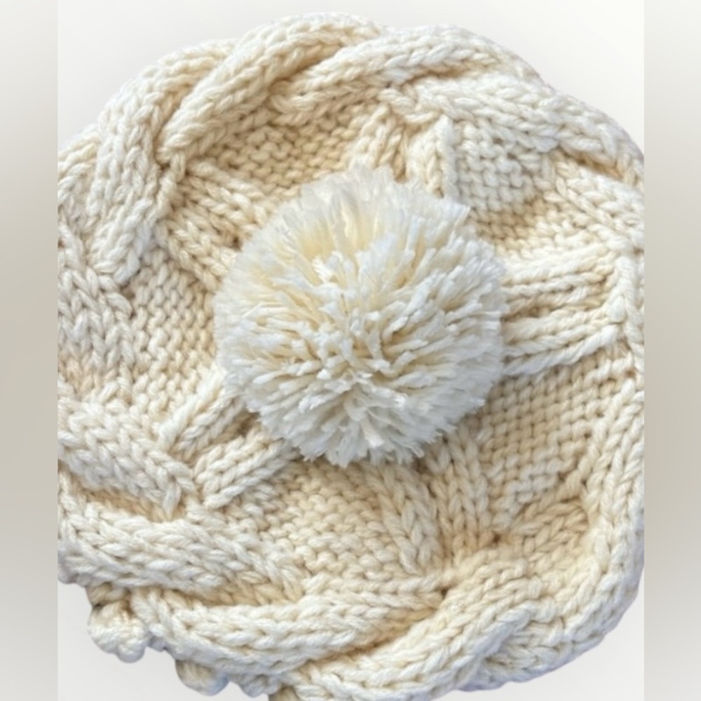 Free People Bobble Knit Pom Pom Beret Beanie Hat in Cream/Ivory OS - Picture 6 of 8